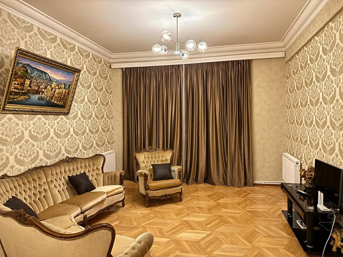4 Bedroom Suite Apartment Ln Tbilisi City Eksteriør billede