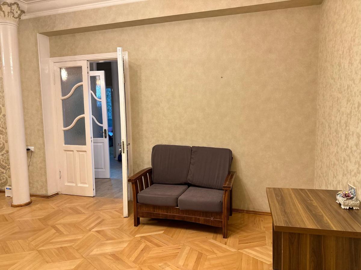 4 Bedroom Suite Apartment Ln Tbilisi City Eksteriør billede