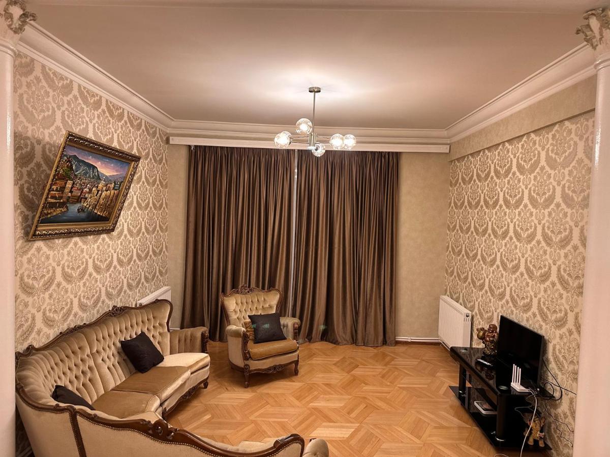 4 Bedroom Suite Apartment Ln Tbilisi City Eksteriør billede